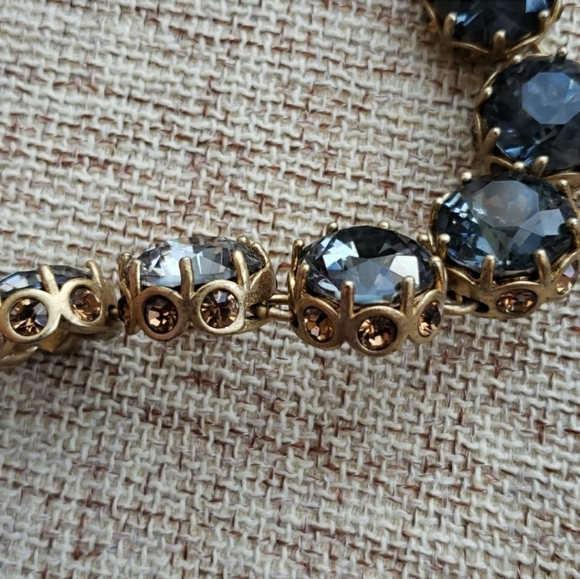 J.Crew Charcoal Grey Large Crystal Crown Setting Necklace - Picture 6 of 7